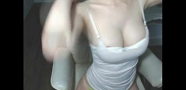  Korean busty girl shows her hot body